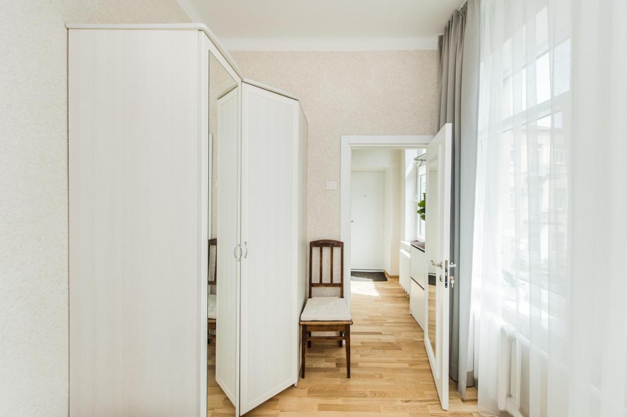 Lovely 1-Bedroom Apartment In Kaunas Old Town Екстериор снимка